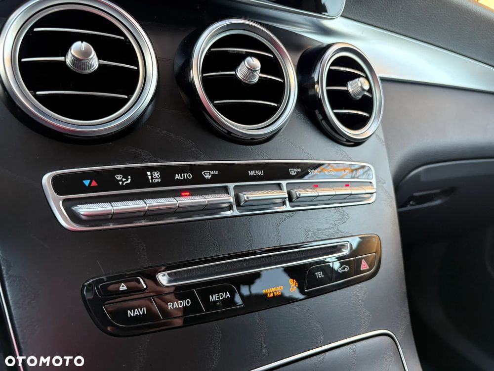 Mercedes-Benz GLC 220 d 4-Matic - 17
