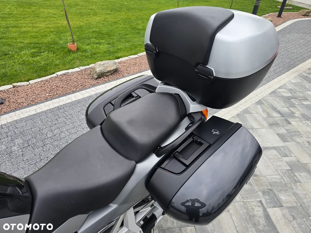 BMW K - 9