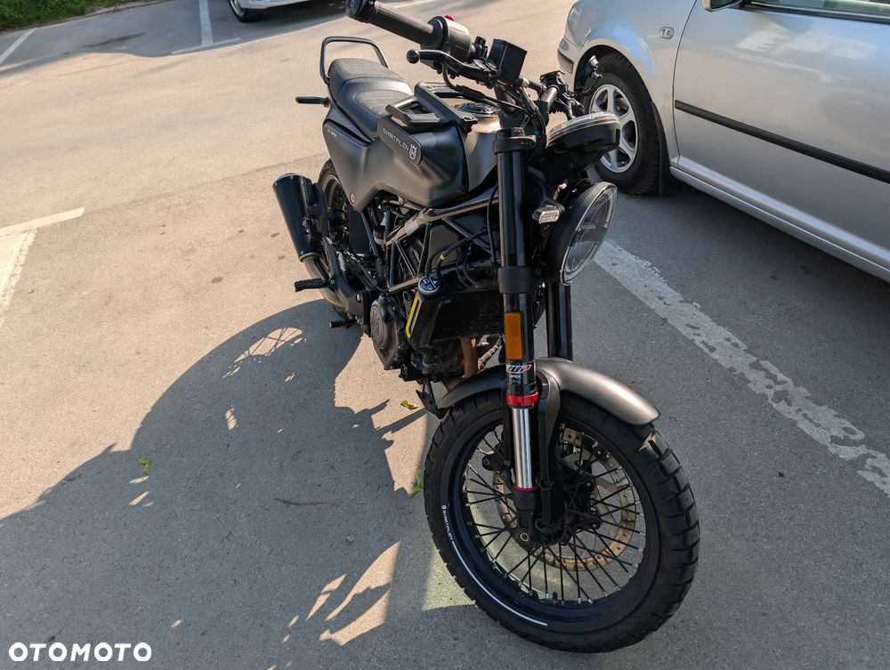 Husqvarna Svartpilen - 2