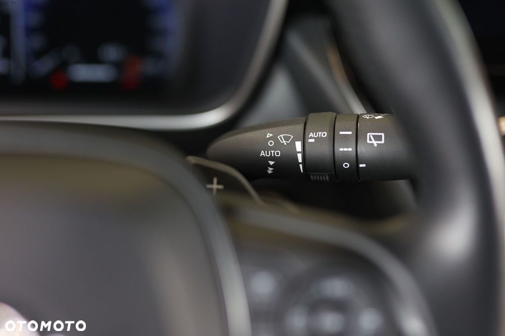 Toyota Corolla 2.0 Hybrid Style - 30