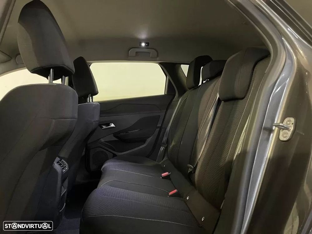 Peugeot 308 SW BlueHDi 130 EAT8 Stop & Start Active — fotografia 12