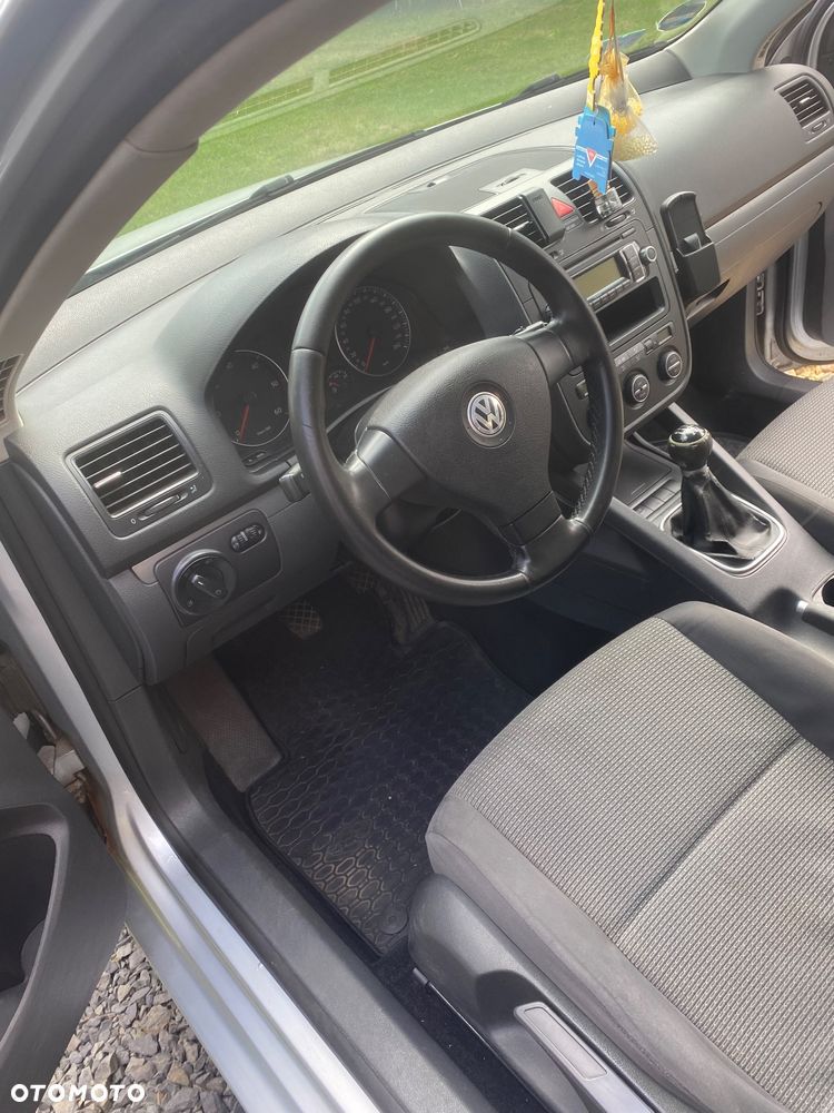 Volkswagen Golf V 1.9 TDI Comfortline - 7