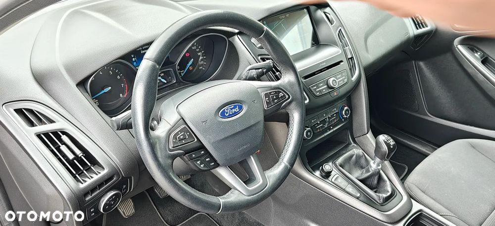 Ford Focus 1.0 EcoBoost Edition - 40