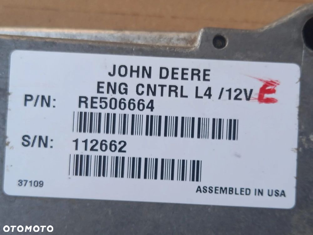 Komputer sterownik silnika L4 RE506664 John Deere 6910 - 4