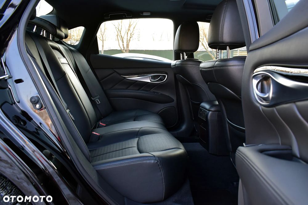 Infiniti M M30d S - 7