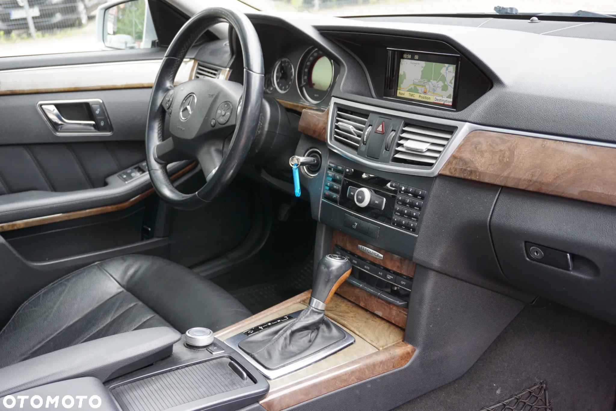 Mercedes-Benz Klasa E 220 CDI BlueEff Elegance - 17