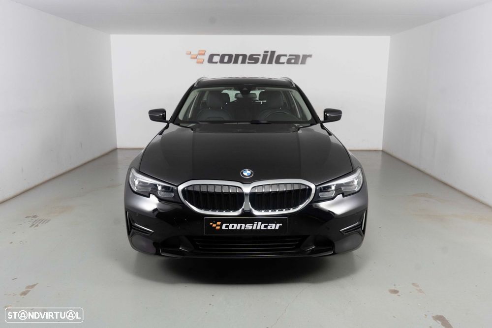 BMW 330 2020 photo 2