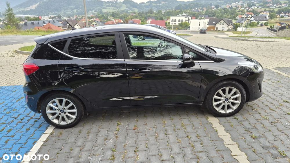 Ford Fiesta 1.0 EcoBoost S&S TITANIUM - 8