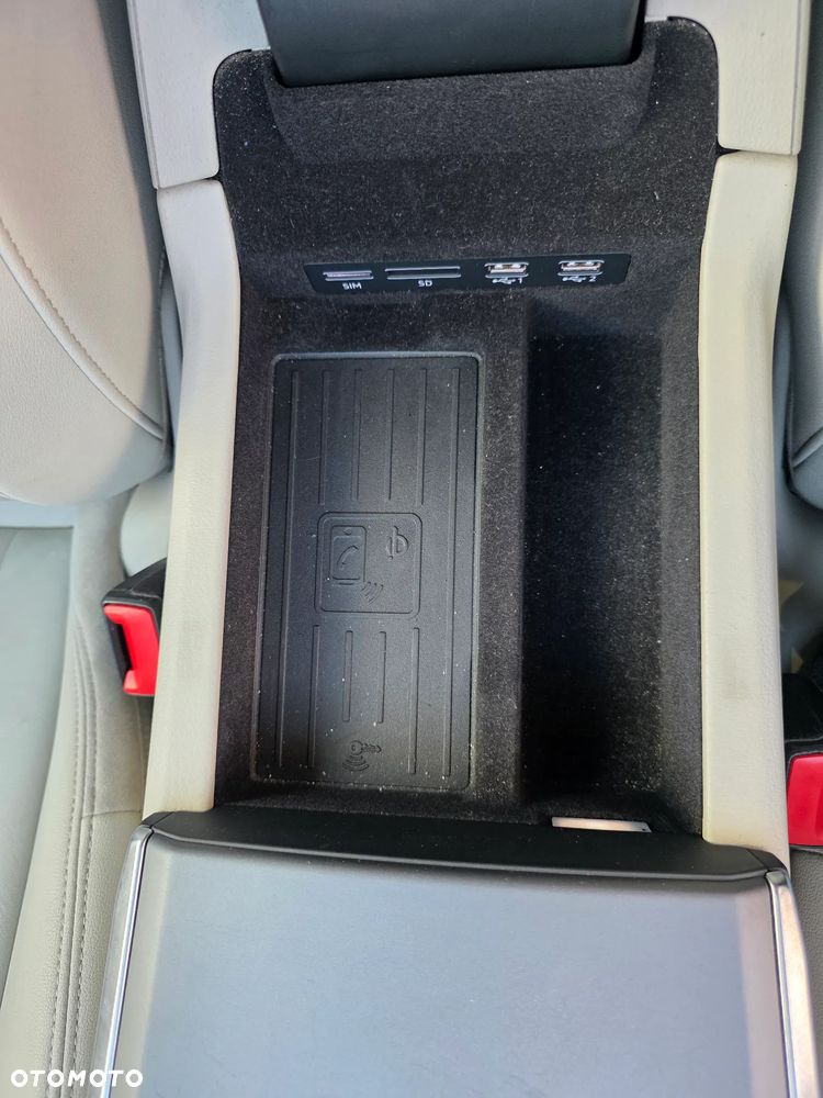 Audi A6 Avant 40 TDI S tronic - 37