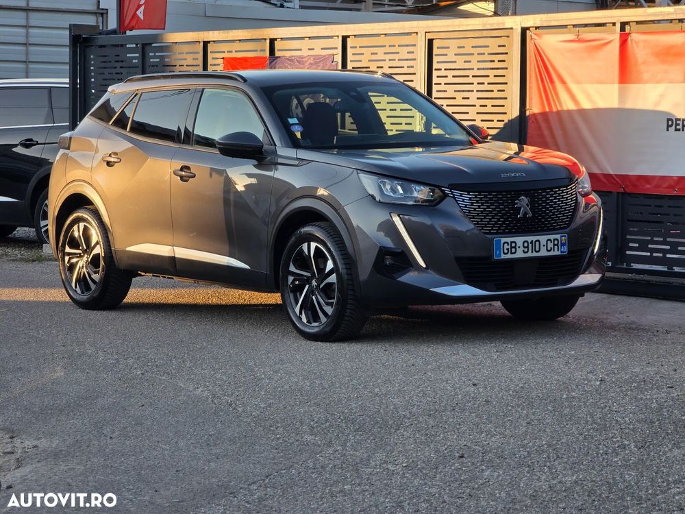 Peugeot 2008 PureTech 130 EAT8 GT - 8