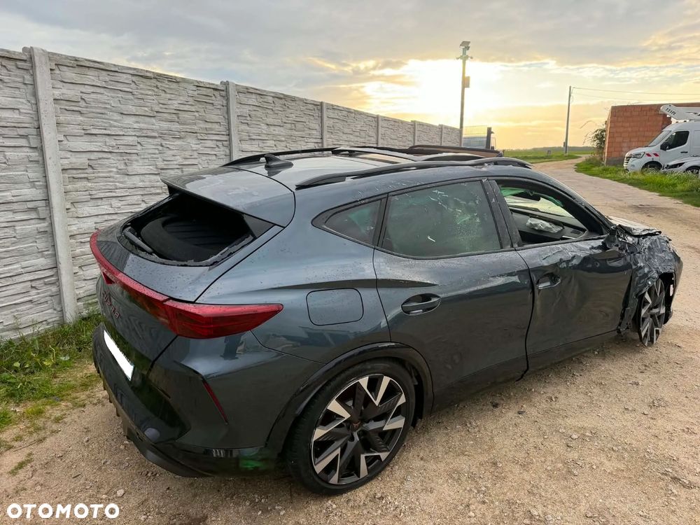 Cupra Formentor 1.5 e-Hybrid DSG VZ - 7