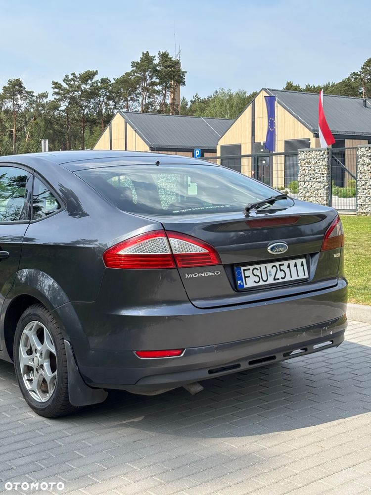 Ford Mondeo - 10