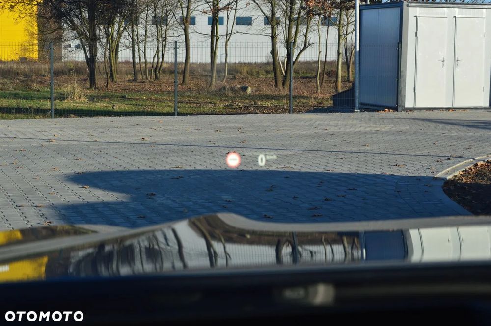 BMW Seria 8 M850i xDrive - 17