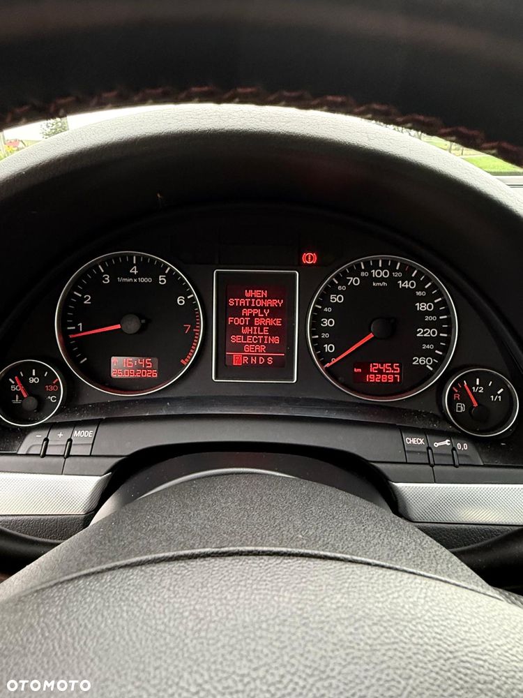 Audi A4 Avant - 12