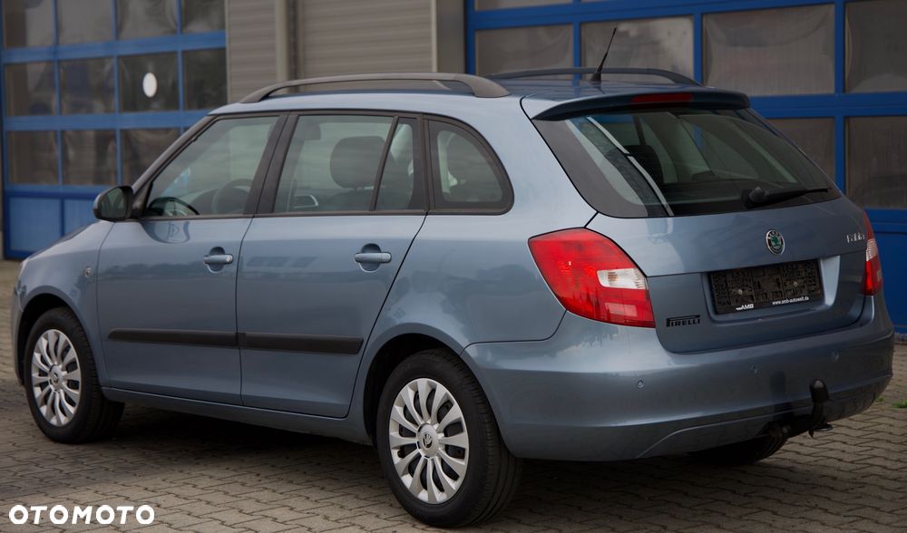 Skoda Fabia 1.4 16V Style - 24