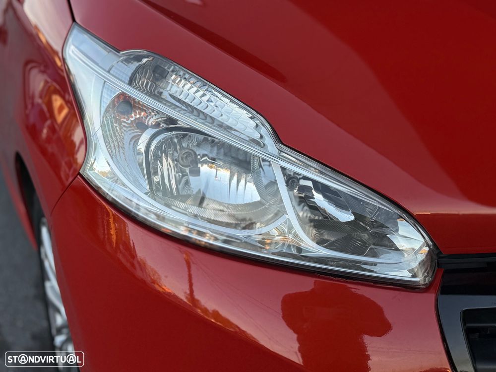 Peugeot 208 PureTech 82 Style - 22