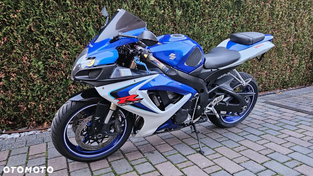 Suzuki GSX-R - 4