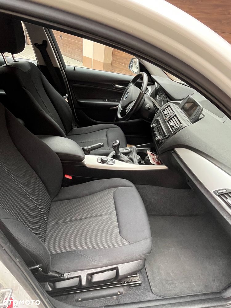 BMW Seria 1 116d EfficientDynamics Edition Sport Line - 9