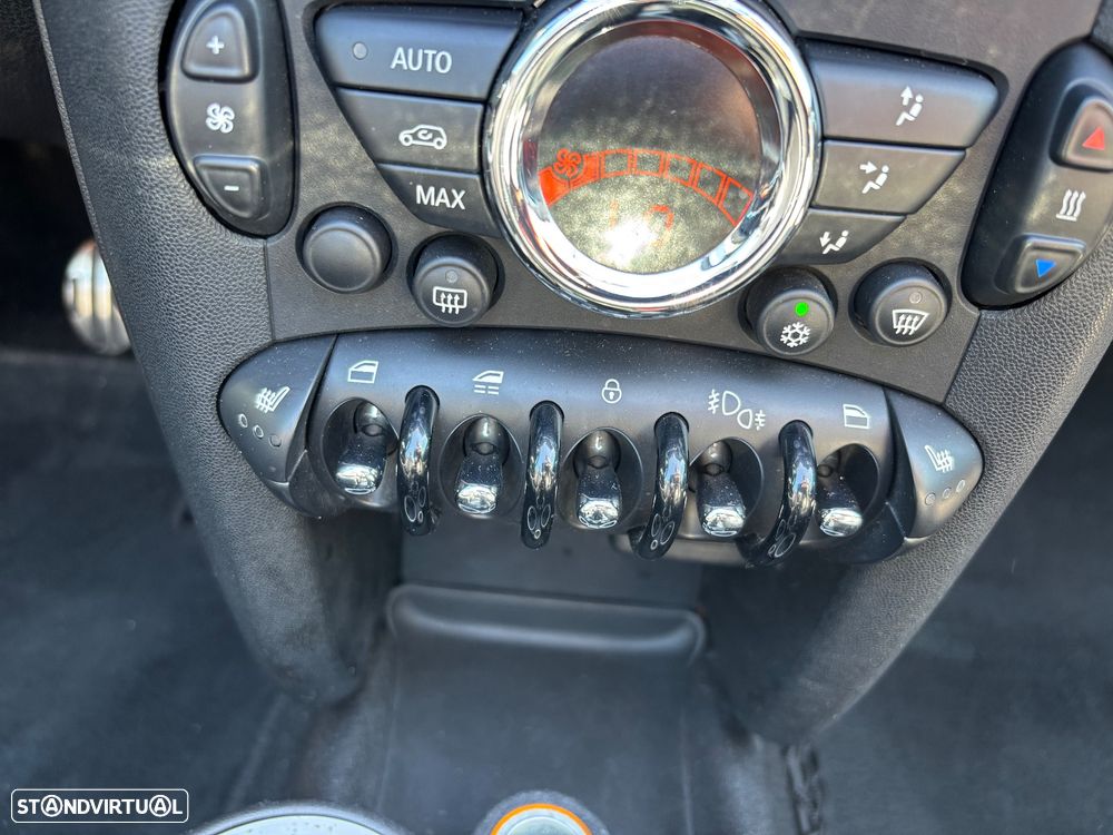 MINI Cabrio Cooper S Highgate - 16