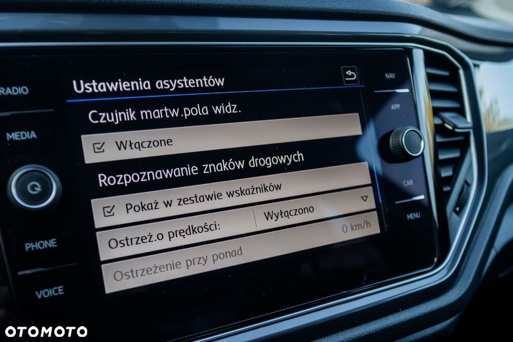 Volkswagen T-Roc 2.0 TDI SCR DSG IQ.DRIVE - 38