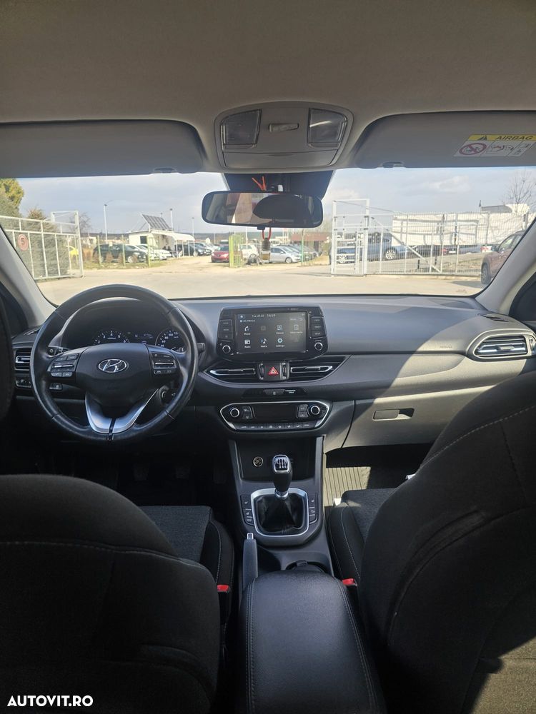 Hyundai i30 1.5 160CP MHEV 48V M/T Highway - 6