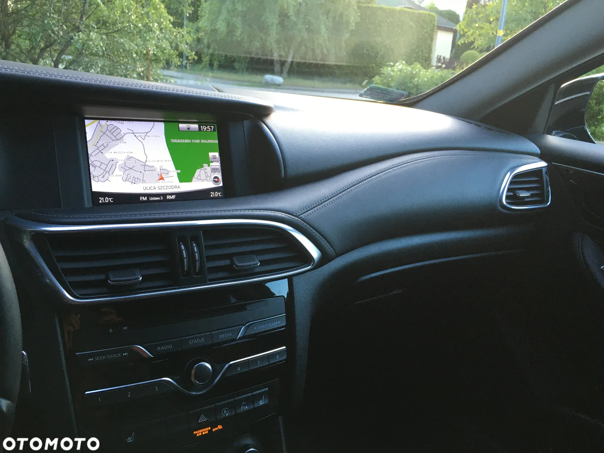Infiniti Q30 1.5d Business 7DCT - 9