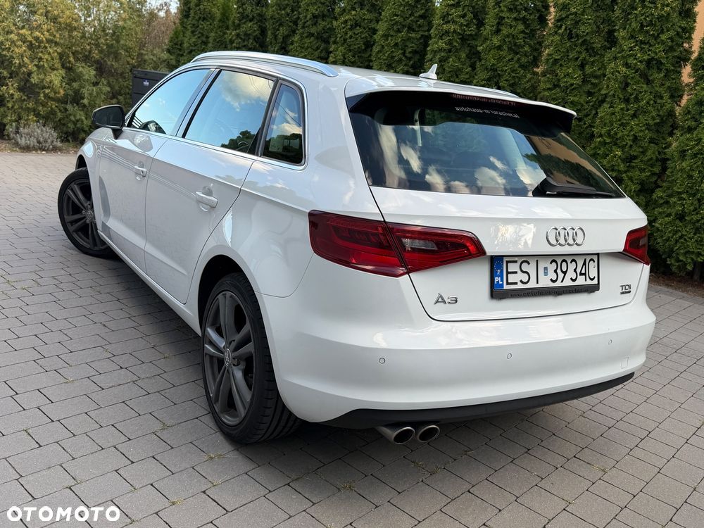 Audi A3 Sportback 2.0 TDI (clean diesel) quattro Ambition - 2