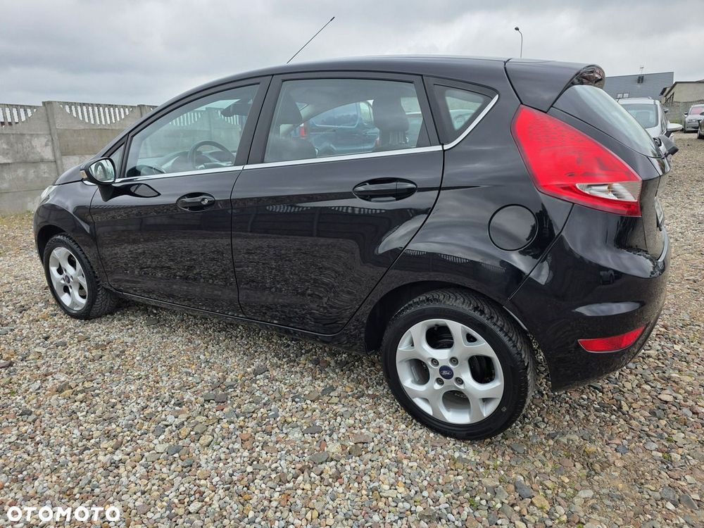 Ford Fiesta - 5