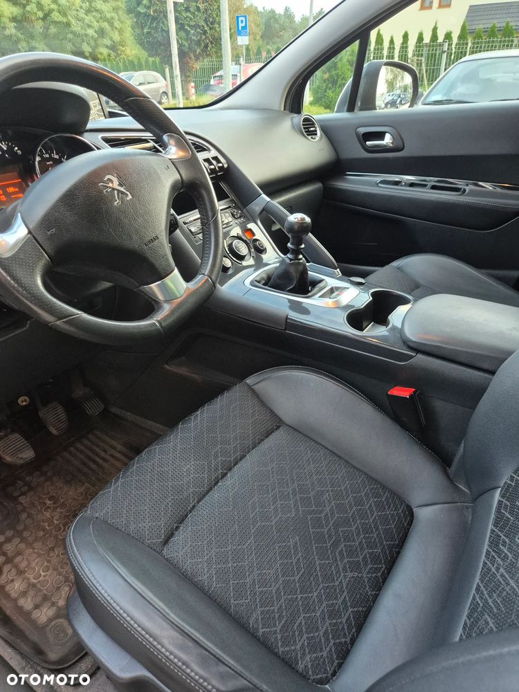 Peugeot 3008 1.6 HDi Premium - 23