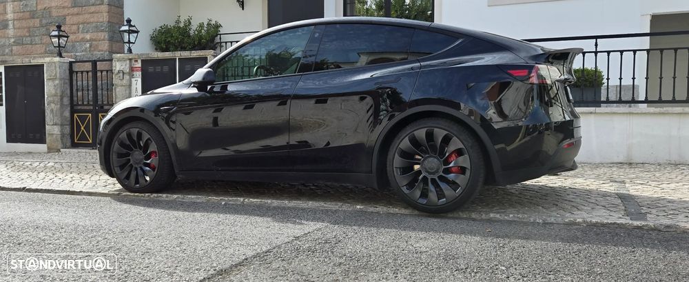 Tesla Model Y Performance Tração Integral - 3