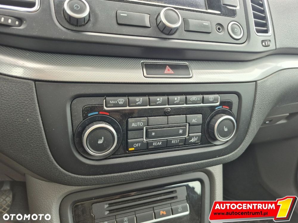 Volkswagen Sharan - 22