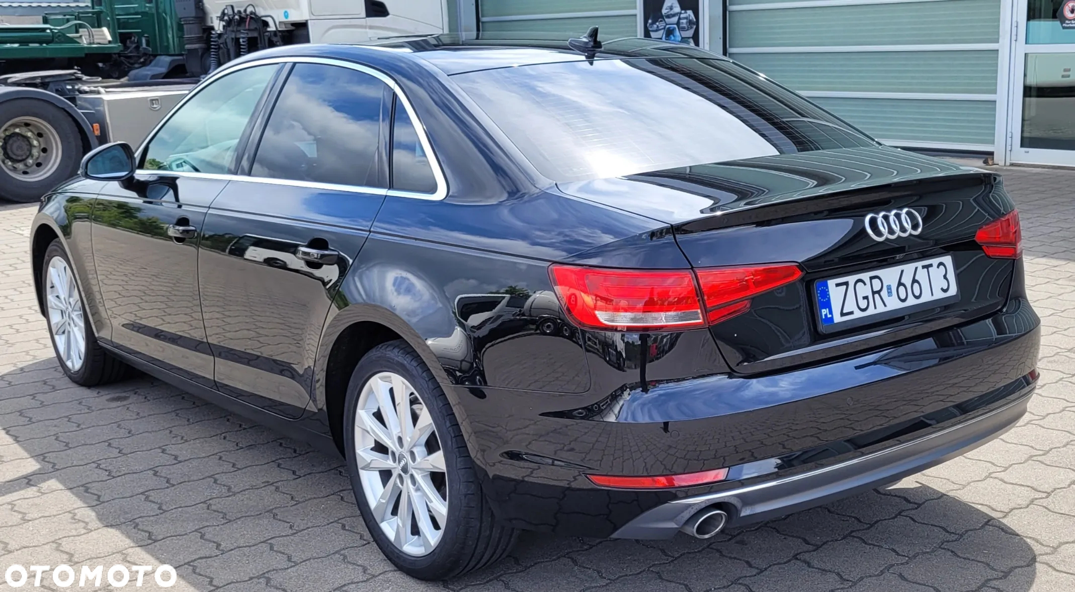Audi A4 - 4