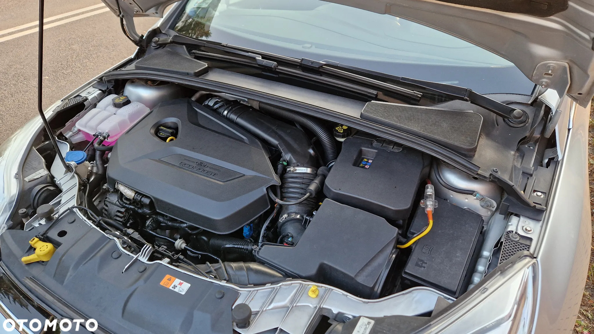 Ford Focus 1.6 EcoBoost Titanium - 11