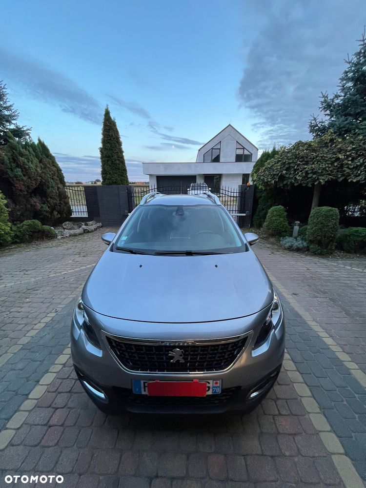 Peugeot 2008 - 10