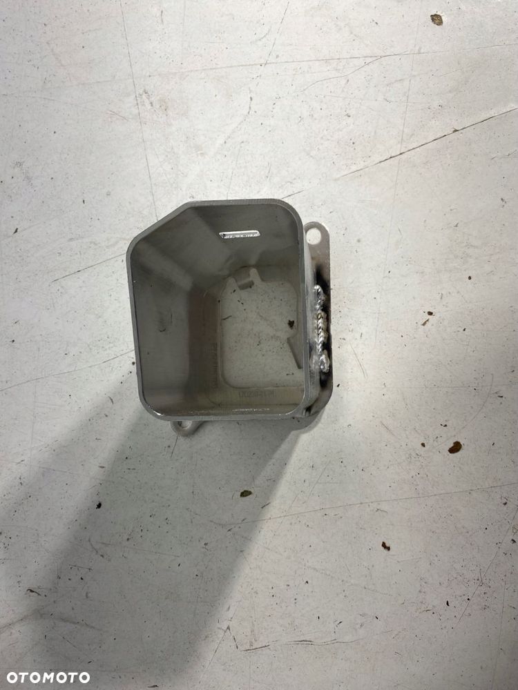 adaptor wspornik przedni prawy bmw ix i20 xe2 nowy eu - 2