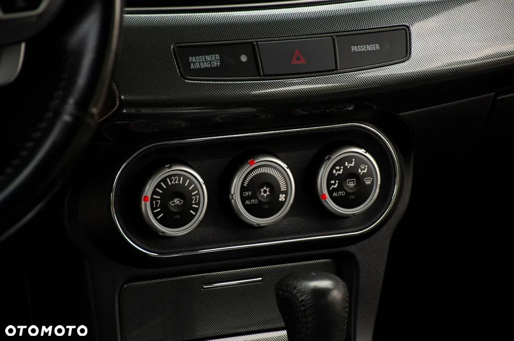 Mitsubishi Lancer 1.8 CVT Intense - 37
