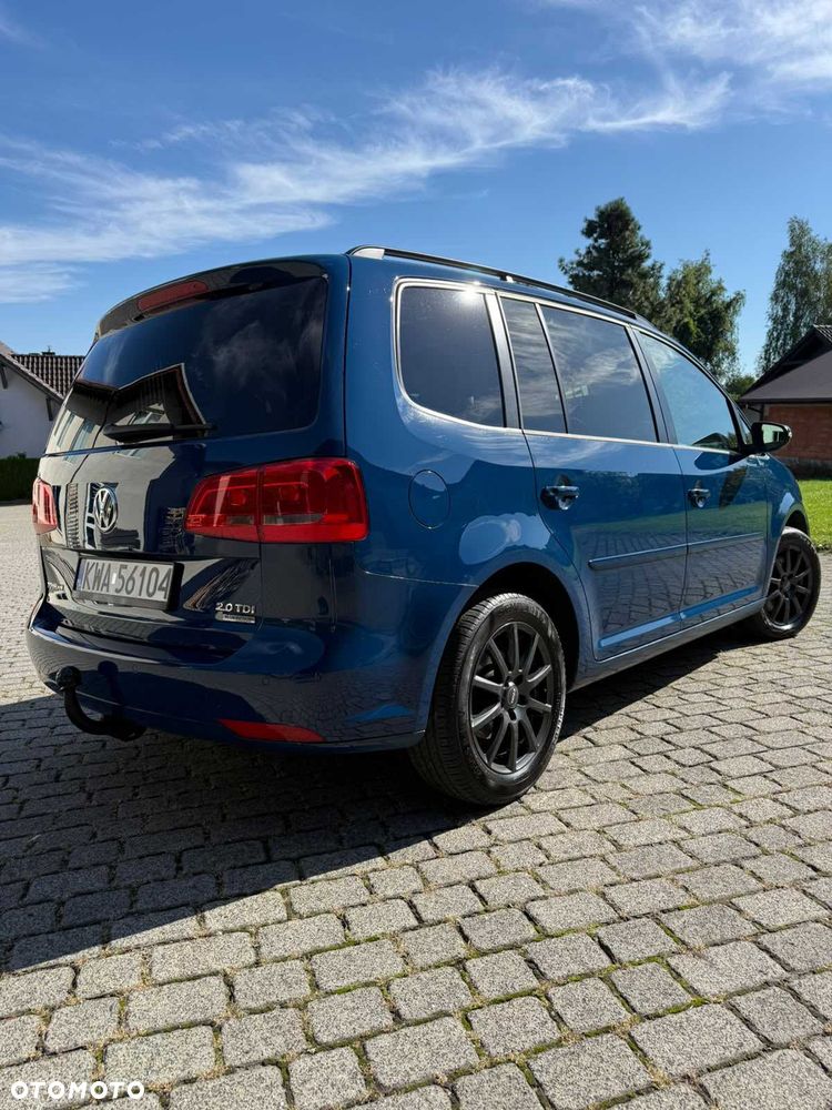 Volkswagen Touran - 3