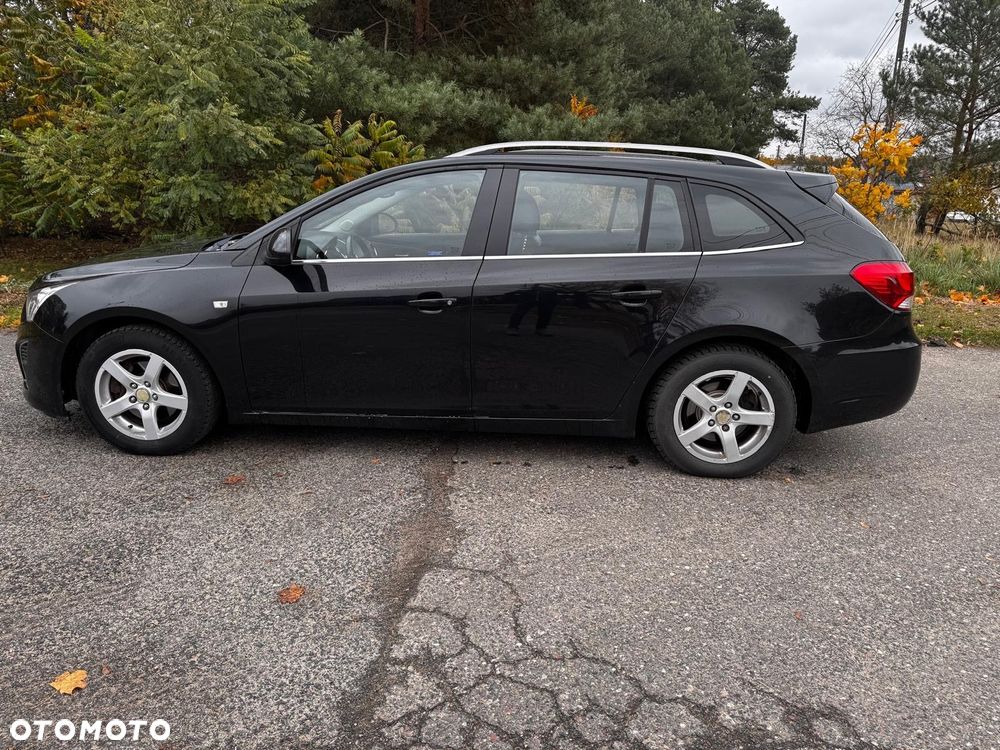 Chevrolet Cruze 1.7 LT - 10