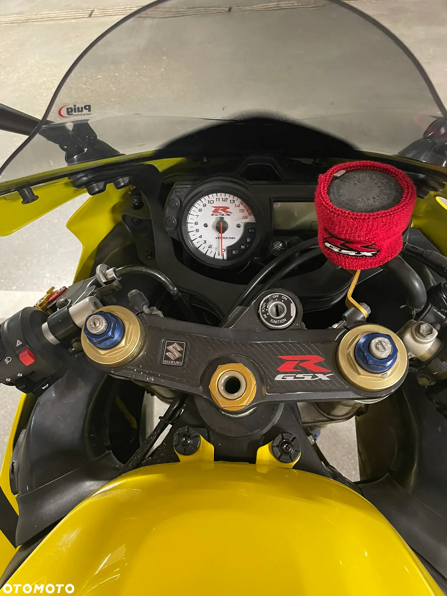 Suzuki GSX-R - 4