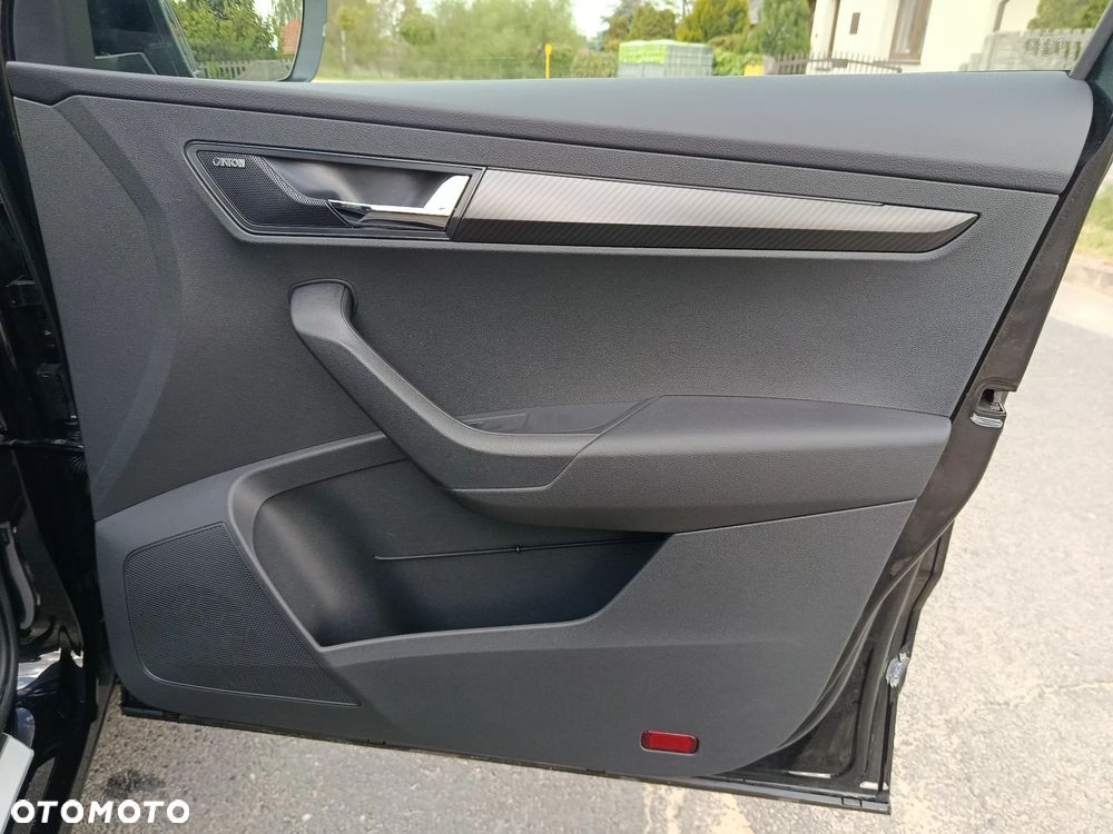 Skoda Karoq 1.5 TSI ACT 4x4 DSG Sportline - 33
