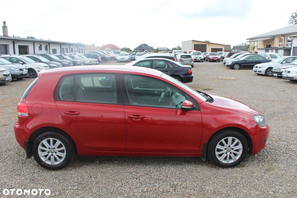 Volkswagen Golf - 11