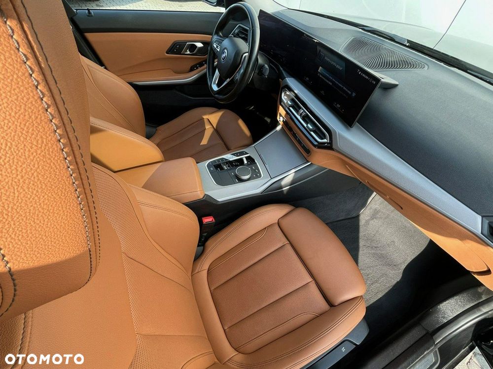 BMW Seria 3 330e xDrive Sport Line - 18