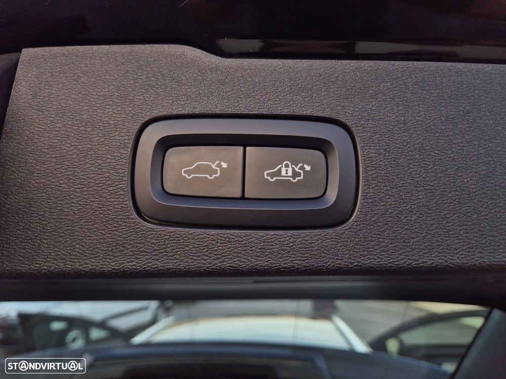 Volvo V60 2.0 T6 AWD TE Core - 38