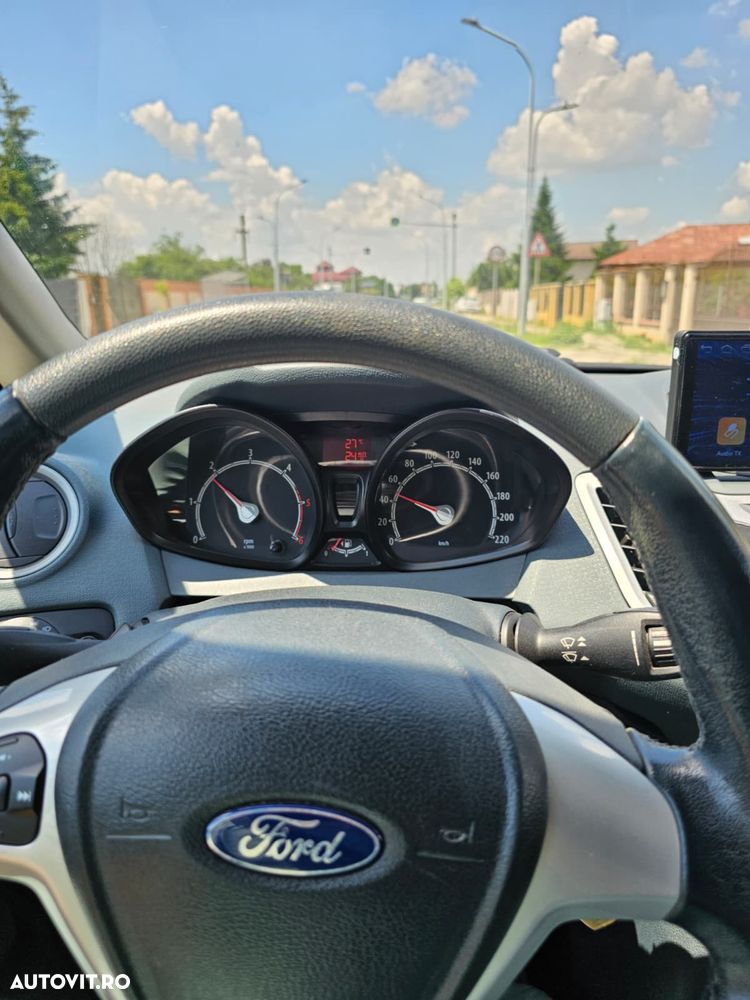 Ford Fiesta 1.4 TDCI - 21