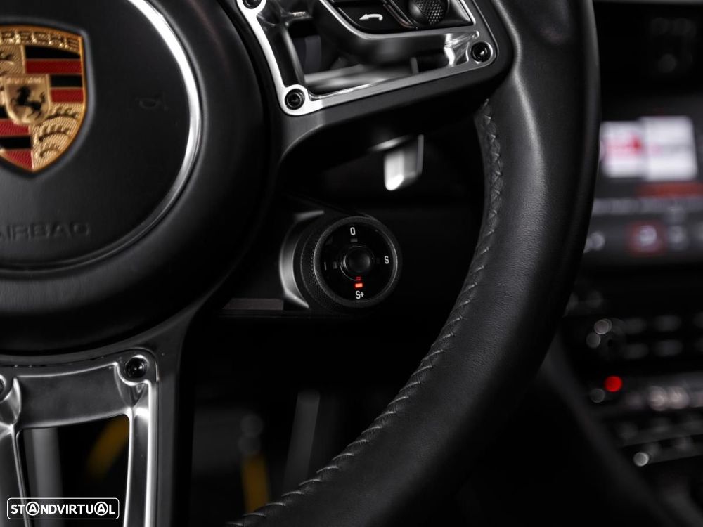 Porsche 911 (991) Turbo S PDK - 13