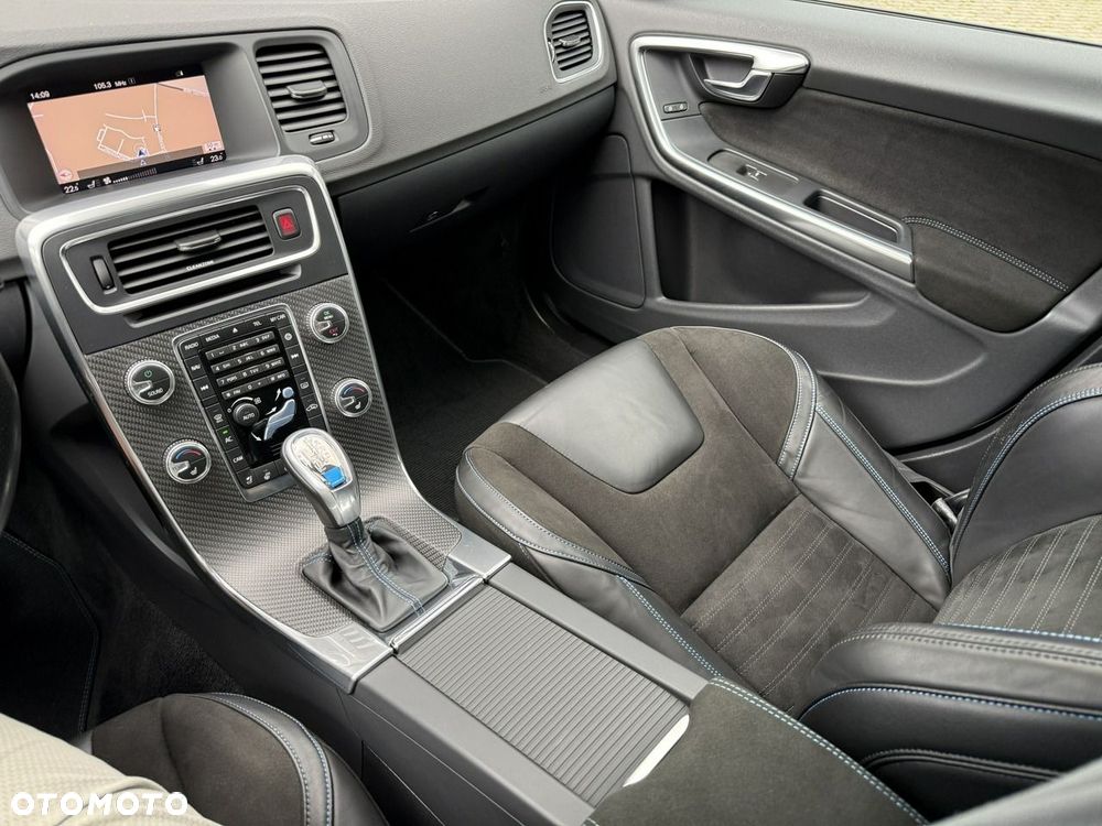 Volvo V60 T6 AWD Polestar - 24