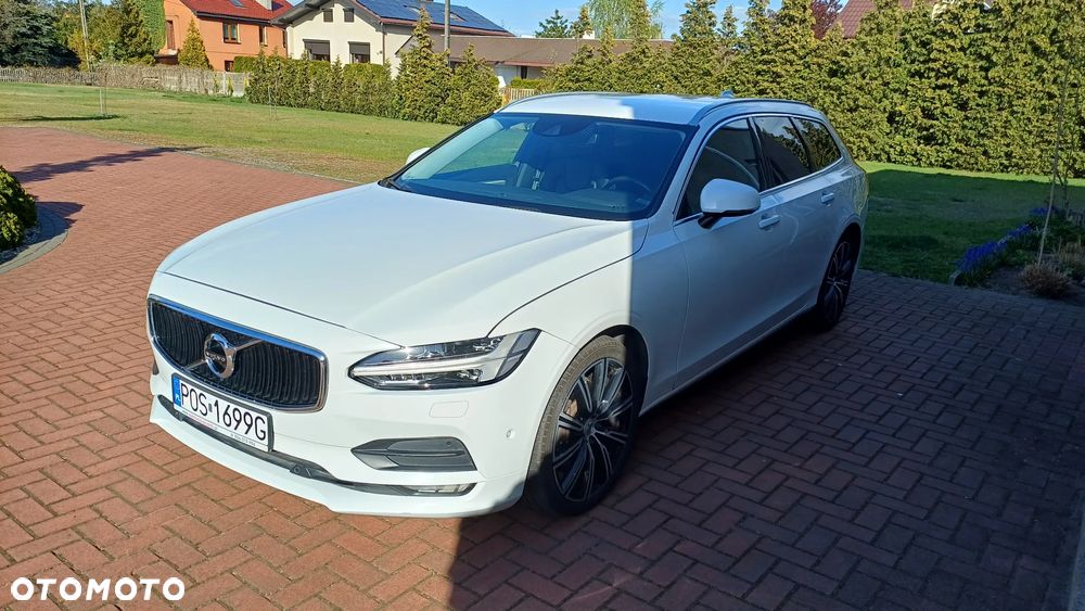 Volvo V90 D4 Geartronic Kinetic - 2