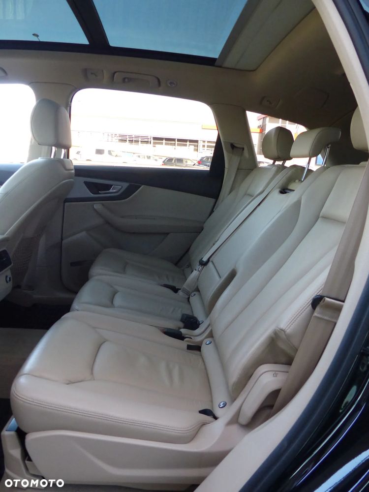Audi Q7 - 13