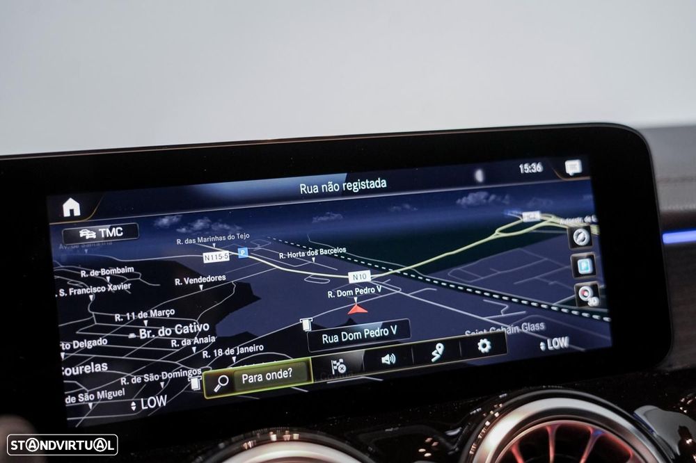 Mercedes-Benz GLB 180 d AMG Line - 18