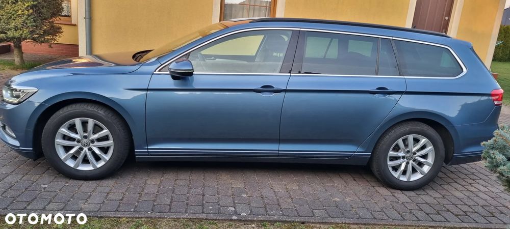 Volkswagen Passat 2.0 TDI (BlueMotion Technology) Comfortline - 9